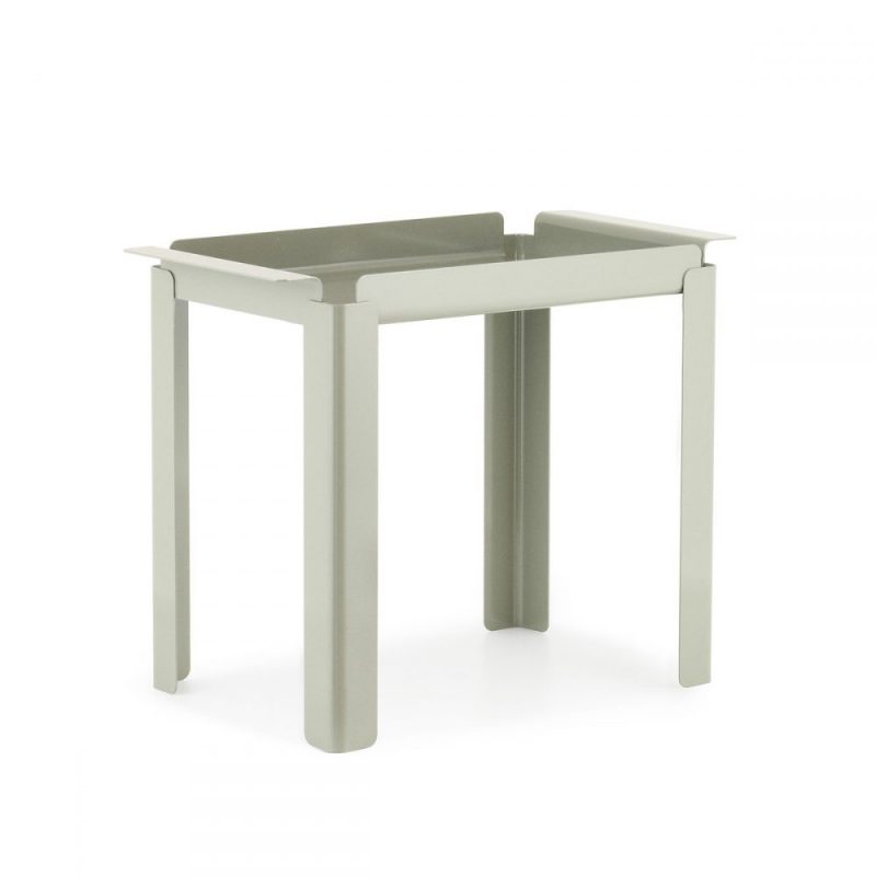 BOX TABLE