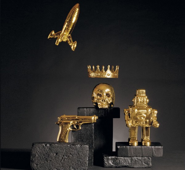 MEMORABILIA