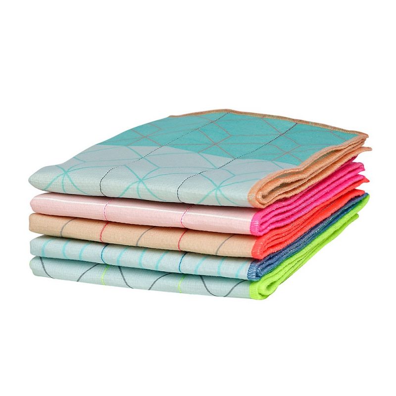 COLOUR CLOTH